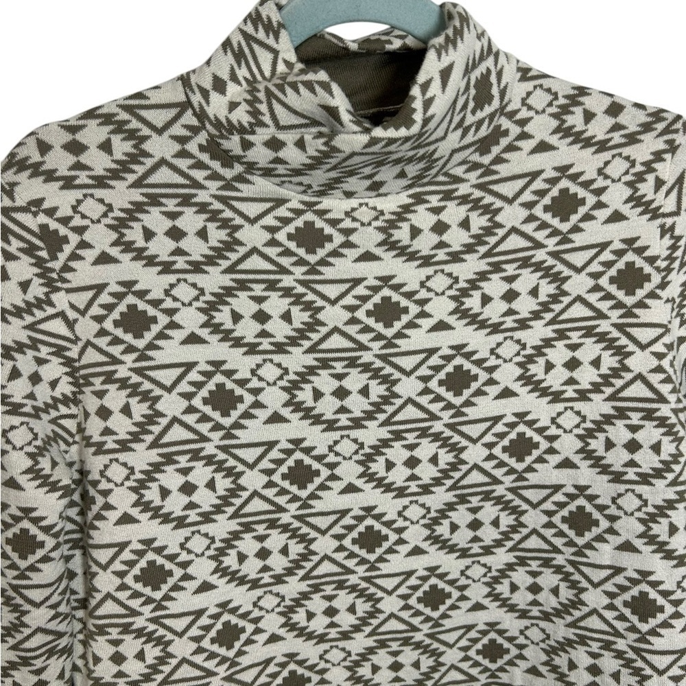 Duluth Trading Co Women’s Coolmax Mock Neck Cream Olive Aztec Pullover medium - Picture 2 of 14